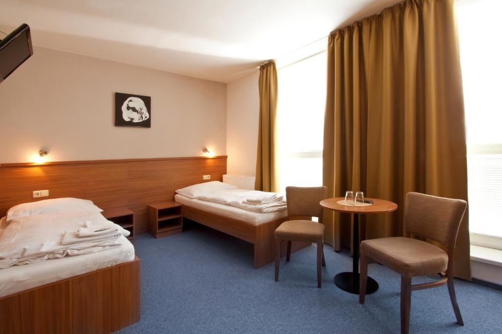 Penzion Ruland Hotel Brno Exterior photo